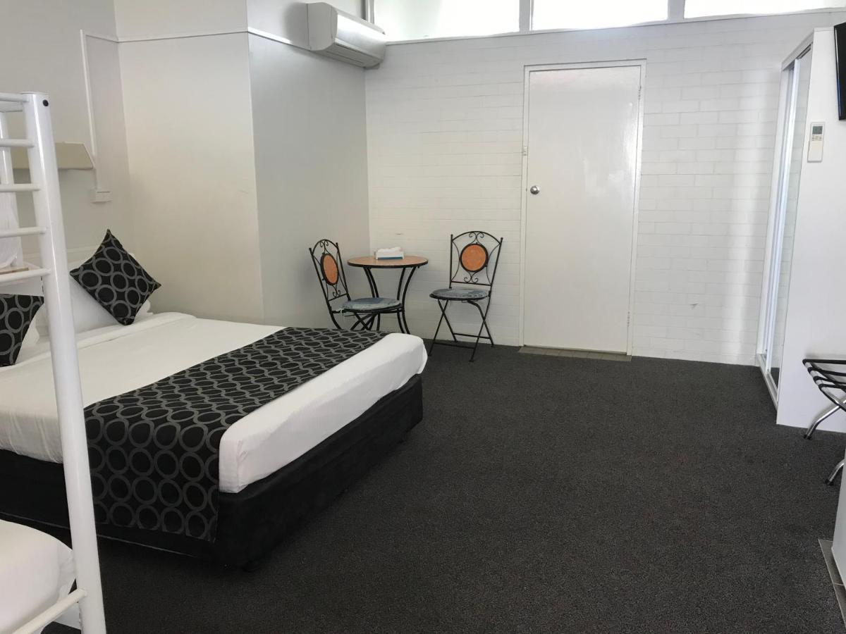 Coffs Shearwater Motel Кофс-Гарбор Екстер'єр фото