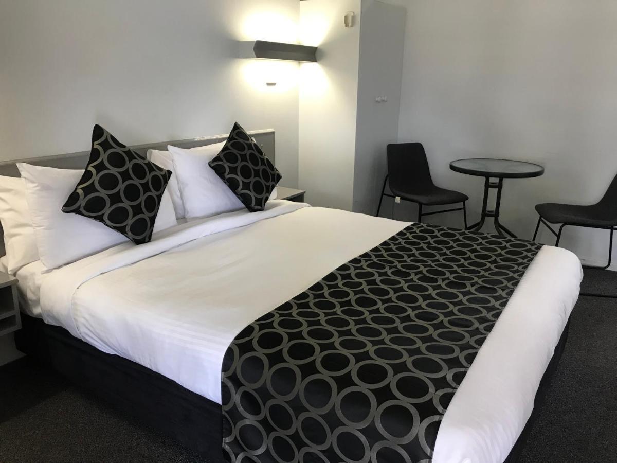 Coffs Shearwater Motel Кофс-Гарбор Екстер'єр фото