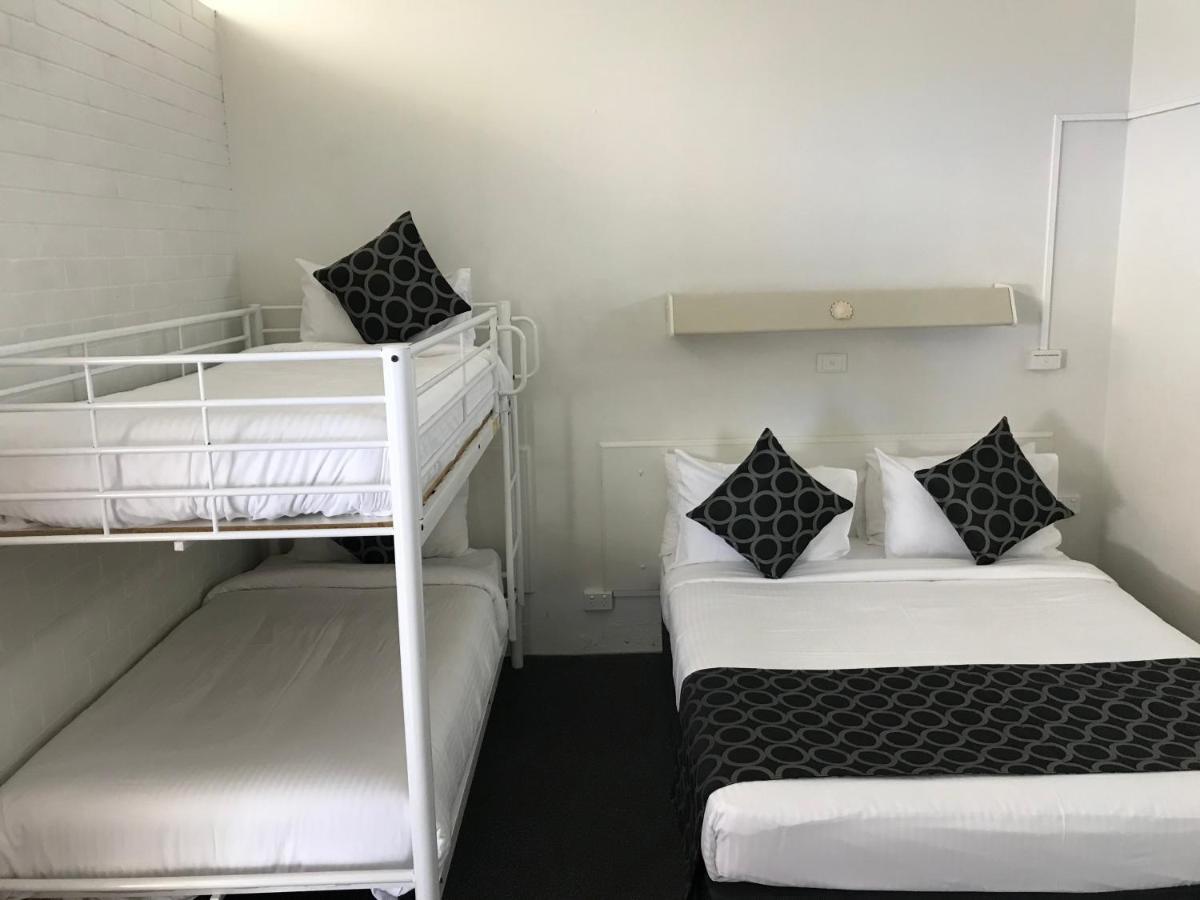 Coffs Shearwater Motel Кофс-Гарбор Екстер'єр фото